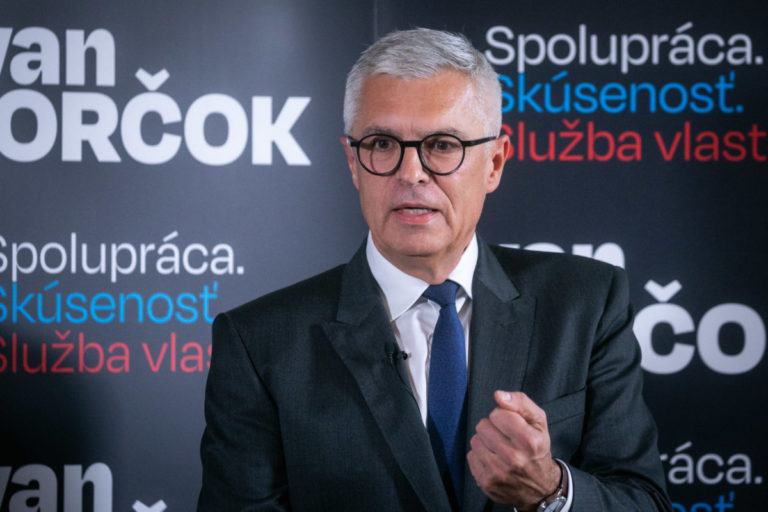 Korčok: Keď v paláci bude sedieť len ďalší verný premiérov človek, tak Slovensko skrátka prevalcujú (video)