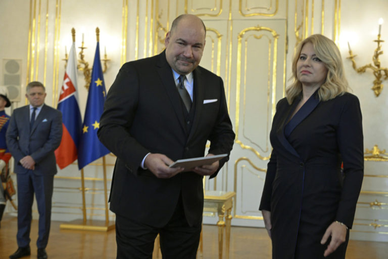 Prezidentka Čaputová vymenovala Keketiho za ministra cestovného ruchu a športu (foto)