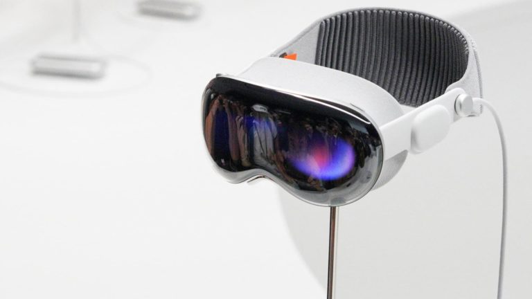 Headset Vision Pro od spoločnosti Apple je teraz k dispozícii na objednávku