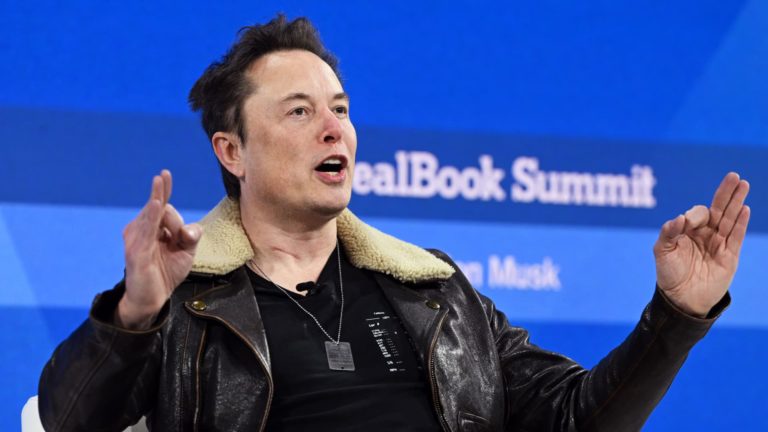 Elon Musk hovorí, že čínski výrobcovia elektromobilov „zničia“ ostatné spoločnosti