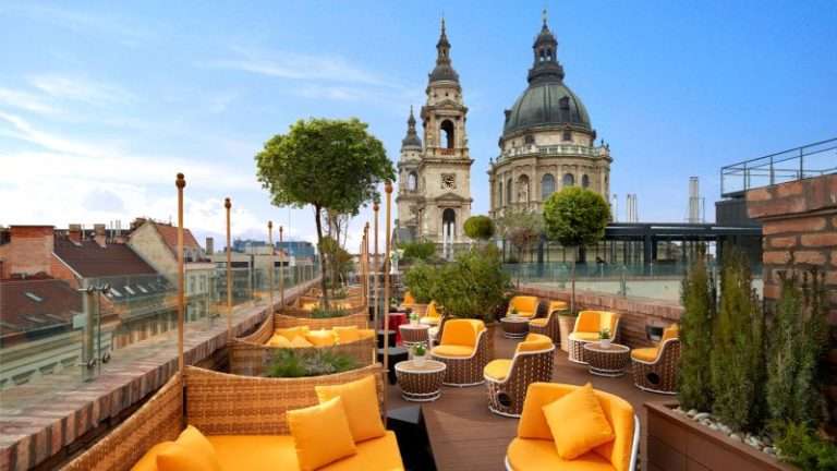 Luxusné bary v Budapešti: Najlepšie miesta, kam ísť