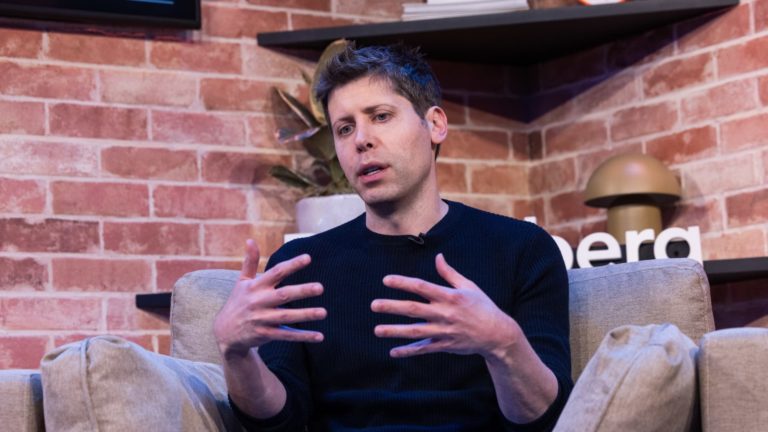 Generálny riaditeľ OpenAI Sam Altman hovorí o tom, že ho jeho predstavenstvo vyhodilo