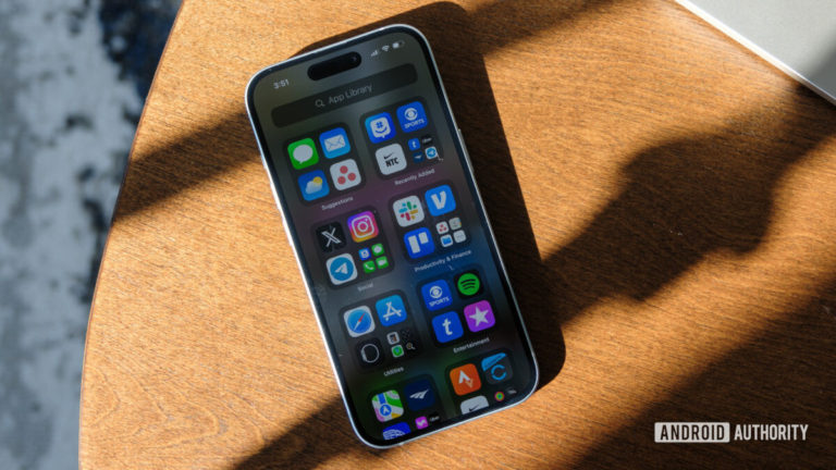 EÚ tvrdí, že Apple môže čeliť „dôraznej akcii“, ak zmeny v App Store nebudú dosť dobré