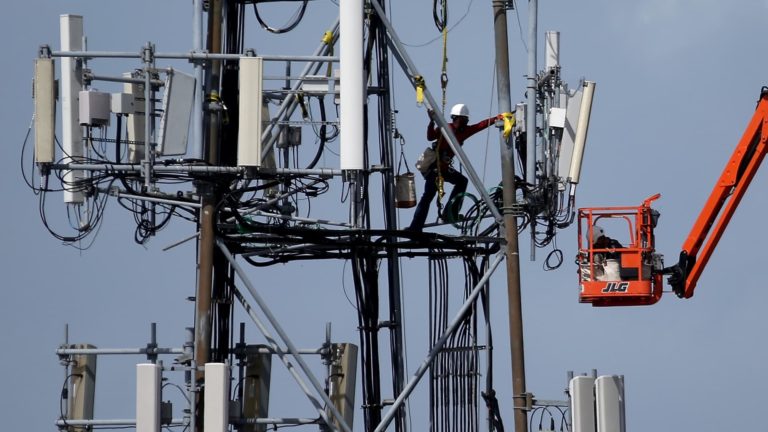 Výpadok mobilnej siete AT&T v Spojených štátoch narúša životne dôležité služby