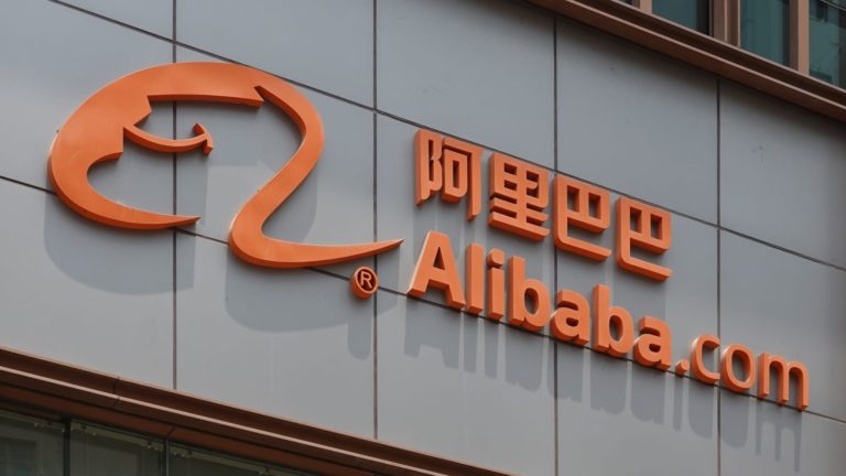 Alibaba vsádza na zámorské podniky uprostred pomalého rastu v Číne