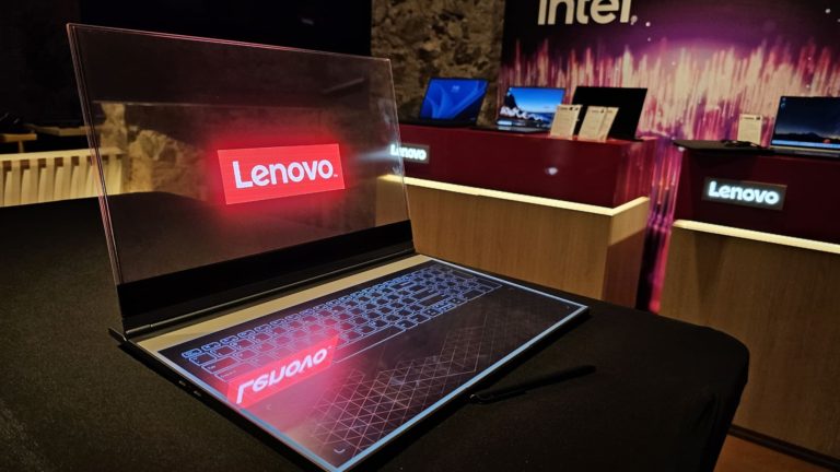 Čínske Lenovo predvádza notebook s priehľadnou obrazovkou