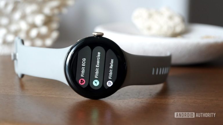 Svoje Pixel Watch 2 si konečne môžete nechať opraviť bez toho, aby ste sa rozprávali s človekom