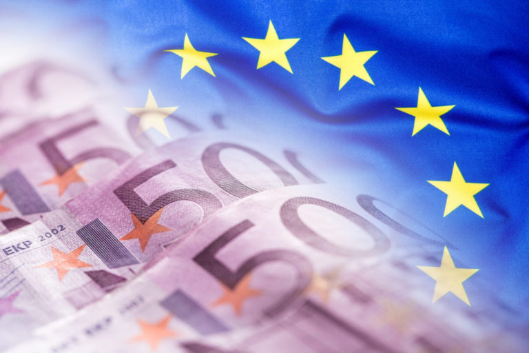 Koľko starých eurofondov prepadne a koľko sa ich reálne využije? Na konečný účet si Slovensko ešte počká