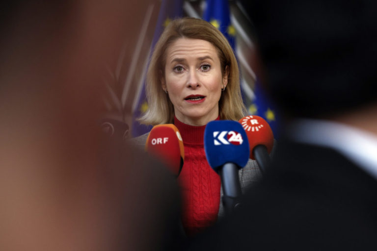 Rusko zaradilo estónsku premiérku Kallasovú na zoznam hľadaných osôb, čelí obvineniam z trestných činov