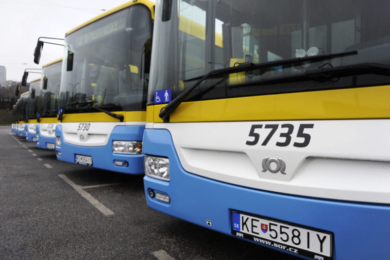 Dopravný podnik mesta Košice láka nových vodičov autobusov, vyplatí im náborový príspevok štyritisíc eur