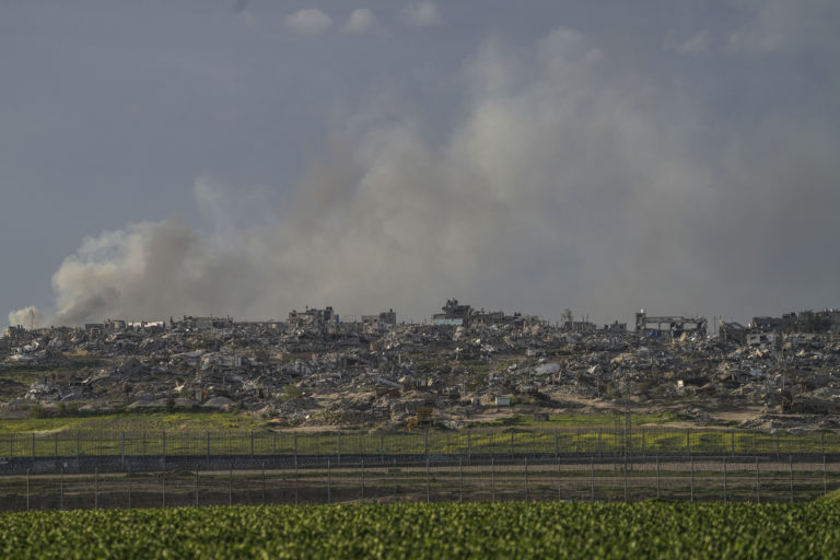 Evakuácia sa podľa izraelských nariadení týka už dvoch tretín územia Pásma Gazy, ide o domov dvoch miliónov ľudí