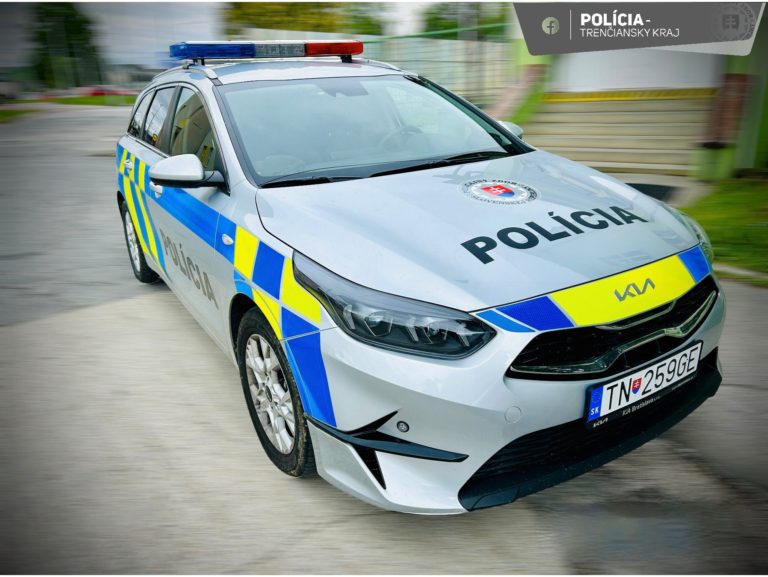 V základnej škole v Čachticiach našli drogy, policajti zadržali len 14-ročné dievča