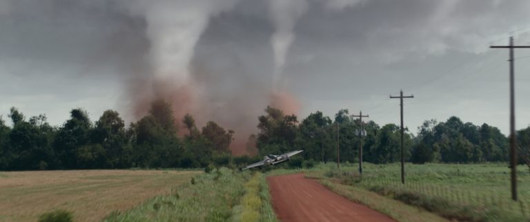 Trailer veľkofilmu Twisters tvrdí, že strachu nemáme čeliť, ale sa na ňom zviesť