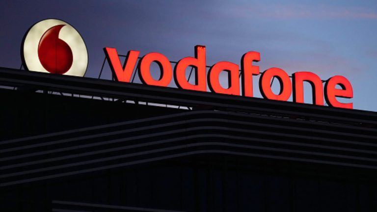 Spojené kráľovstvo poskytuje spoločnosti Vodafone a Three päť pracovných dní na riešenia, aby sa vyhli hĺbkovému skúmaniu fúzií