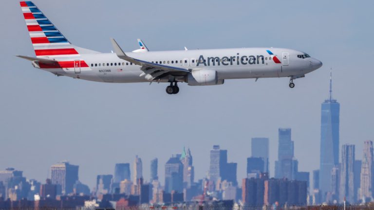 American Airlines objednávajú stovky lietadiel od Boeingu, Airbusu, Embraeru