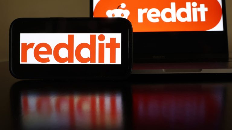 Reddit žiada o ocenenie až 6,5 miliardy dolárov v IPO