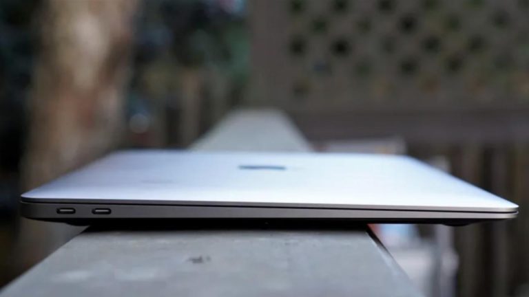 Walmart predáva M1 MacBook Air len za 700 dolárov