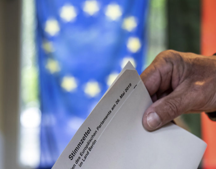 V eurovoľbách bude kandidovať 24 strán a jedna koalícia, o mandát v Bruseli bude zápoliť viac než 300 kandidujúcich