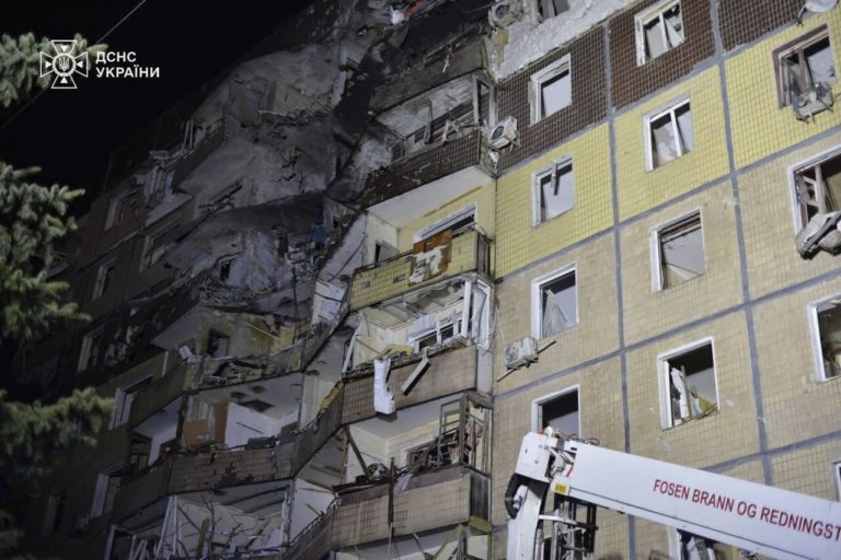 Rusko zaútočilo raketami na mesto mesto Kryvyj Rih, hlásia štyroch mŕtvych a desiatky zranených (foto)