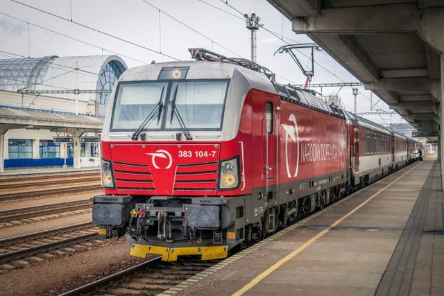 Niektoré vlaky medzi Petržalkou a rakúskym Parndorfom nejazdia, nahradili ich autobusy