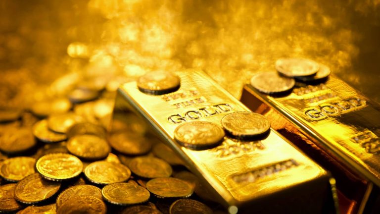 Ceny zlata dosiahli nové rekordné maximum vzhľadom na očakávania zníženia Fedu
