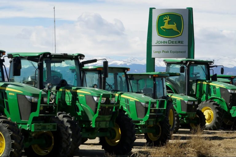 John Deere najíma CTO „hlavného riaditeľa pre traktory“, tvorcu TikTok