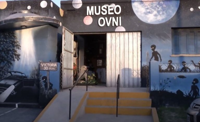 Po nájazde na múzeum UFO v Argentíne bola skonfiškovaná „mimozemská“ noha