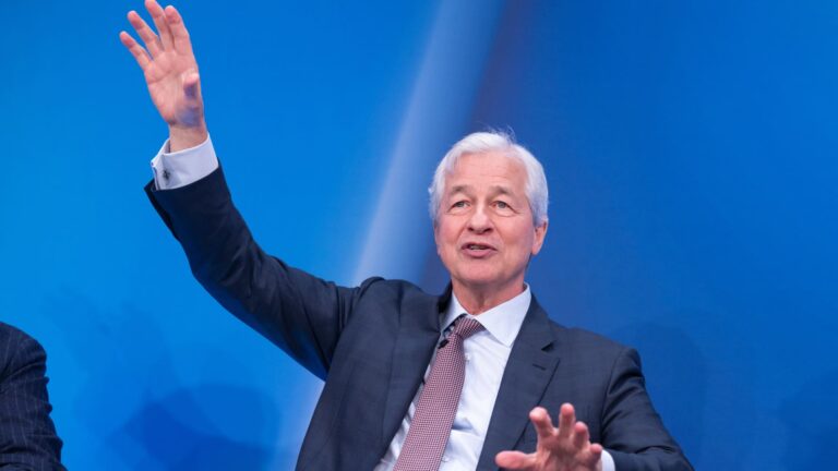 Generálny riaditeľ JPMorgan Jamie Dimon naznačuje odchod do dôchodku do 5 rokov