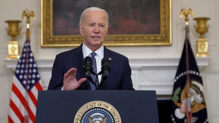 Biden odsudzuje Trumpovu reakciu na utajovanie verdiktu