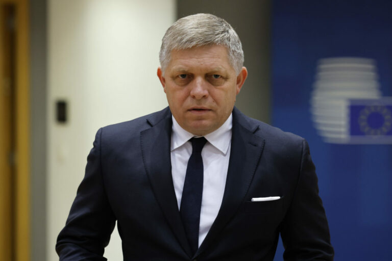 Fico navštívil Handlovú prvýkrát od atentátu, vyjadril obavy z atmosféry vytváranej opozíciou a médiami