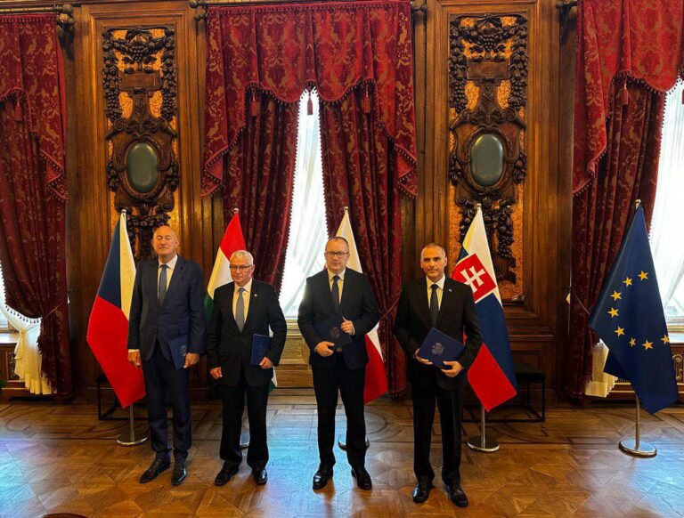 Šéfovia prokuratúr Vyšehradskej skupiny diskutovali o digitalizácii vyšetrovania a spolupráci s tretími krajinami (foto)