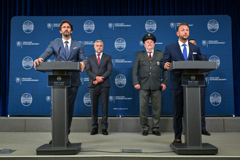 Atentátnik na Fica možno nebol osamelý vlk, Šutaj Eštok upozornil na jeho vymazanú komunikáciu na sociálnej sieti (video)