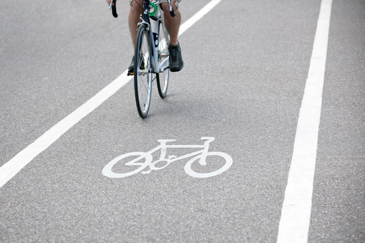 Najviac poškodené úseky cyklotrasy EuroVelo 13 v Bratislave sa dočkajú opravy