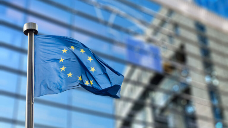 Európa a celý svet stoja pred veľkými výzvami, členské štáty EÚ sa pripravujú na mierový samit k Ukrajine