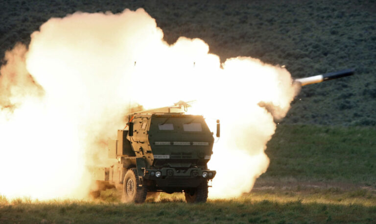 Američania dodajú Ukrajine ďalší balík pomoci v hodnote 225 miliónov dolárov, bude obsahovať aj muníciu pre raketomety HIMARS