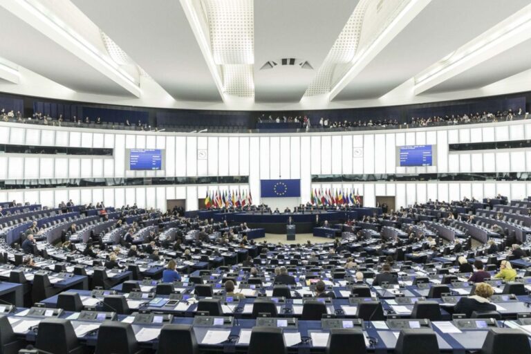 Rakúska FPÖ, maďarský Fidesz a české hnutie ANO zakladajú novú vlasteneckú alianciu