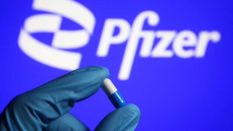 Pilulka na chudnutie Pfizer sa posúva dopredu ako verzia raz denne