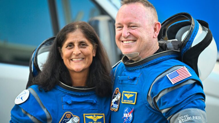 NASA stále očakáva, že Starliner vráti astronautov z ISS