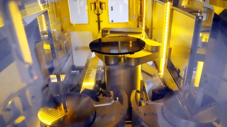 GlobalFoundries nábor, pretože dopyt po polovodičových čipoch stúpa