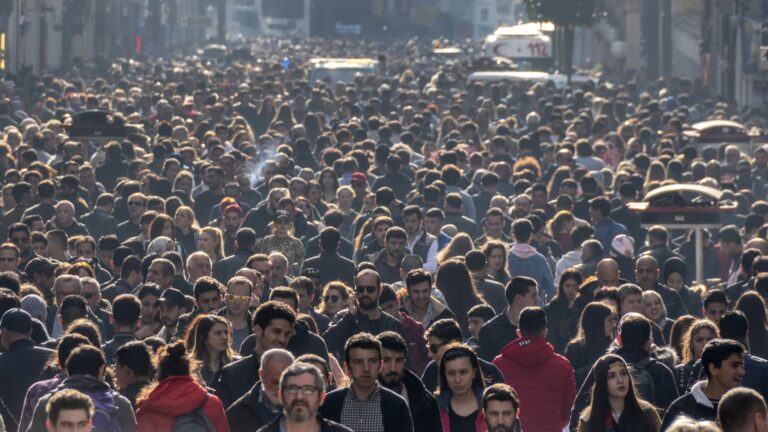 Podľa OSN dosiahne svetová populácia vrchol v tomto storočí