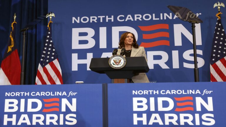 Kamala Harris vidí prudký nárast veľkej finančnej podpory po tom, čo Biden vypadne