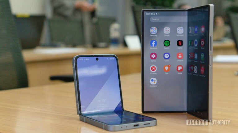 PSA: Napriek hodnoteniu IP48 nie sú nové skladacie zariadenia Samsung odolné voči prachu
