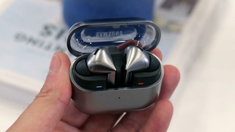 Samsung zmrazuje zásielky Galaxy Buds 3 Pro kvôli problémom s kontrolou kvality