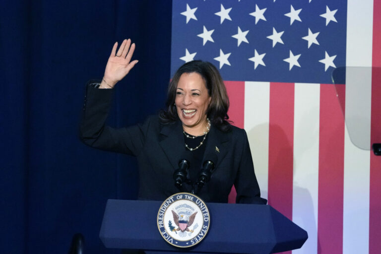 Aké šance má Harrisová proti Trumpovi? Podľa niektorých je ako červená na býka a Biden by bol lepší