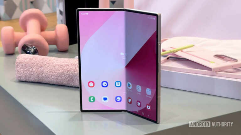 Únik: Galaxy Z Fold 6 Slim má teraz spúšťacie okno