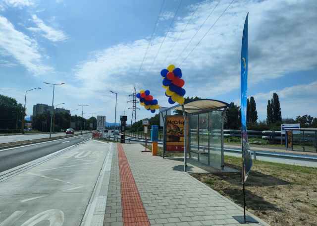 Chodník i cyklochodník popri Slaneckej ceste môžu občania využívať bez obmedzení, stavba však ešte nie je skolaudovaná