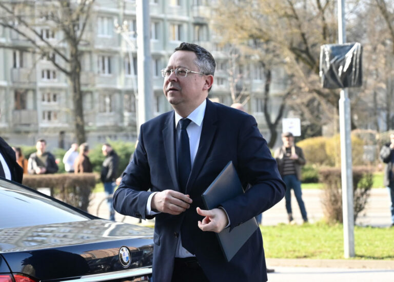 Kamenický sa vyjadril, kto by mohol byť novým ministrom investícií. Skloňujú sa tri mená