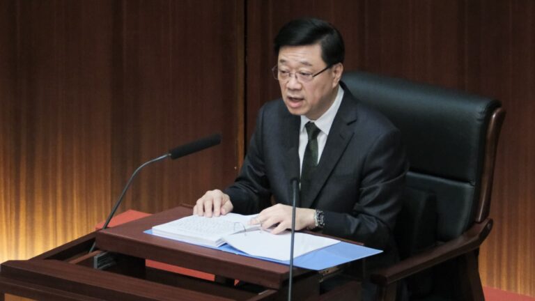 Hongkong oznámil opatrenia na riešenie krízy dostupnosti bývania