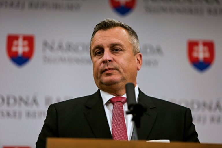 Danko nepodporí obnovenie žandárov, sú symbolom nevraživosti a zneužitia štátnej moci