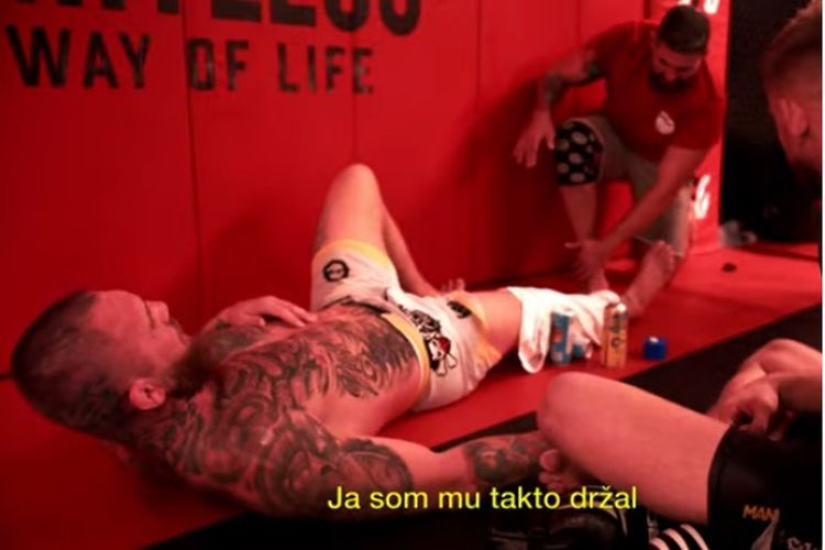 Iba to puklo a už bola bolesť. Pirát Krištofič ukázal, ako sa zranil a má odpoveď pre Vémolu (video)